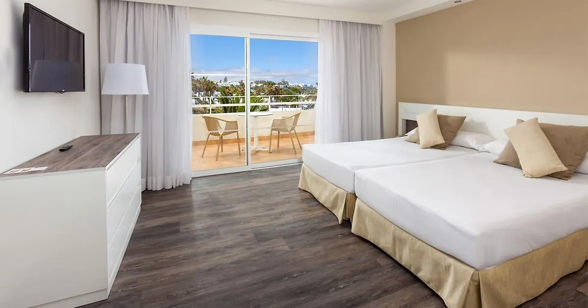Отель Sol Lanzarote Пуэрто дель Кармен 4*,